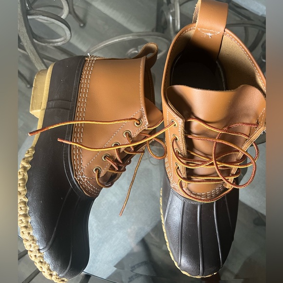 LL Bean Duck Boot 6” Like new Sz 12 - Picture 2 of 9